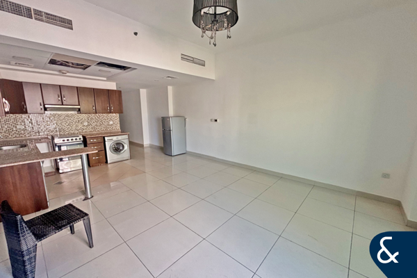 Spacious Studio | Vacant Soon | 576 Sq Ft