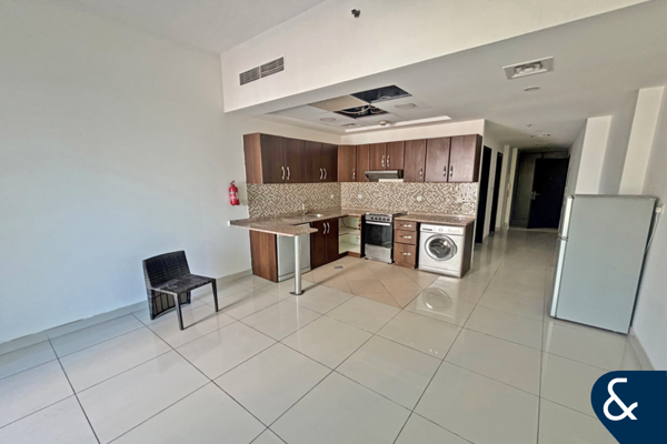 Spacious Studio | Vacant Soon | 576 Sq Ft