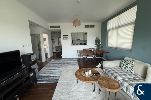 Golf Course View| Rare Unit |Spacious Layout