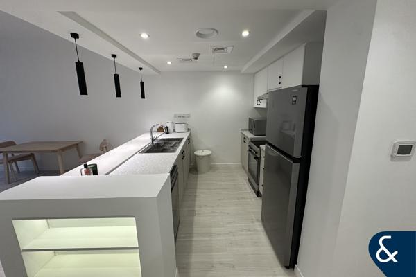 1 Bed Apartment | Fantastic View | Upgraded