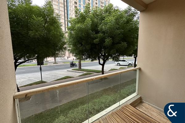 1 Bed Apartment | Fantastic View | Upgraded