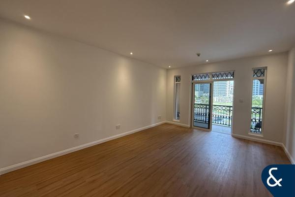 Upgraded | Balcony | Old Town Charm