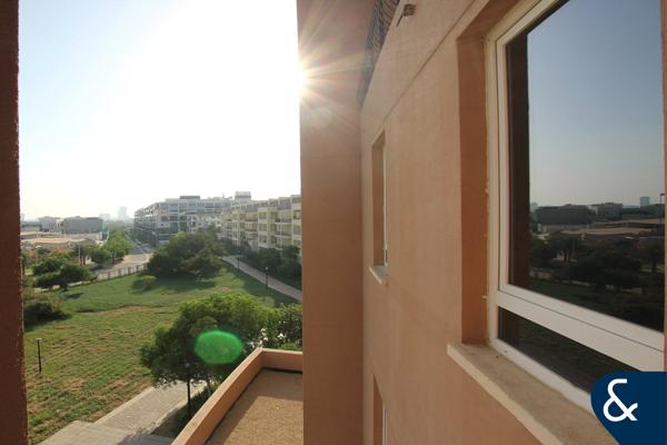 Vacant on Transfer | Park Views | Spacious