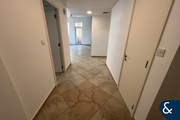 Renovated 3B + Maids | Vacant Now | Spacious