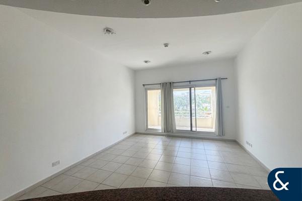 Exclusive | 1 Bed in South West | Vacant