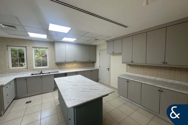 Corner Plot | Private Pool | Park Backing