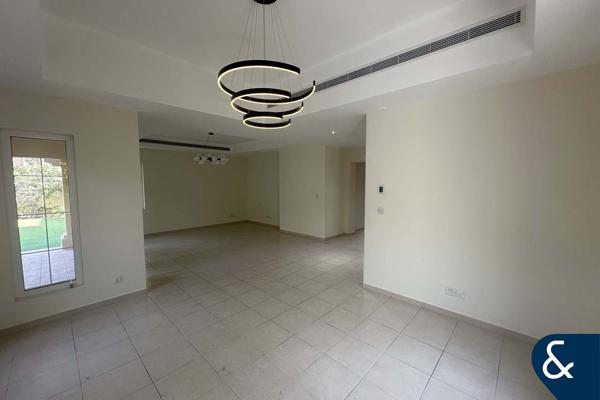 Corner Plot | Private Pool | Park Backing