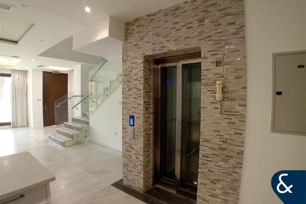 Park Facing | Private Elevator | Vacant