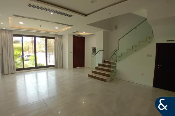 Park Facing | Private Elevator | Vacant