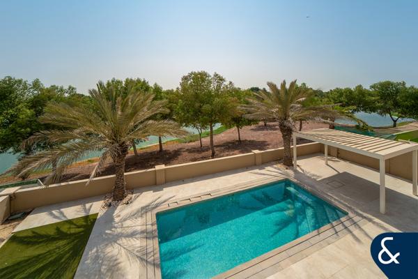 Rare Earth Course and Lake View within Flame Tree Ridge