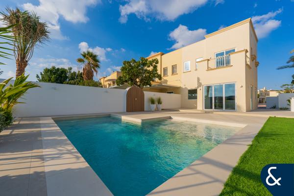 FULL LAKE VIEW | 3 BED | HIGH END UPGRADE