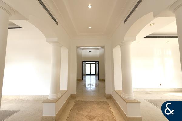 Luxury Signature Villa | Beach Marina View