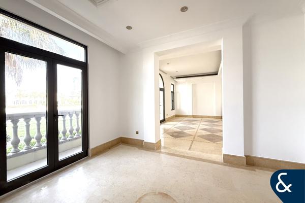 Luxury Signature Villa | Beach Marina View
