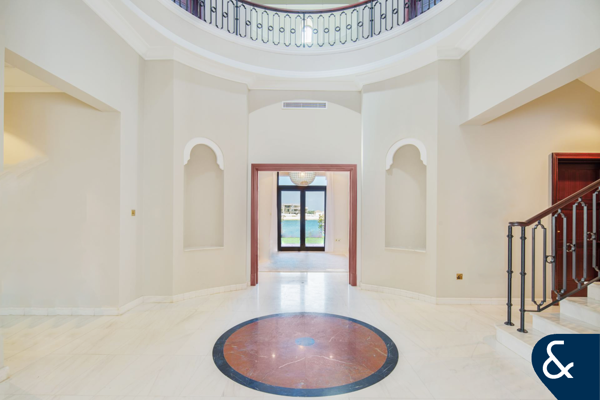Luxury Signature Villa | Beach Marina View