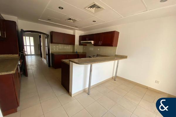 Prime Location | Close to Park | Vacant