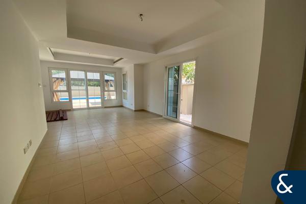 Prime Location | Close to Park | Vacant