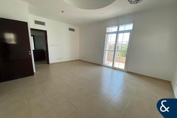 Prime Location | Close to Park | Vacant