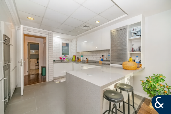 Great Location | Upgraded | Back To Back