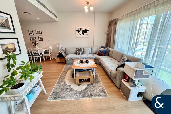 Two Bed Plus Study | Vacant On Transfer