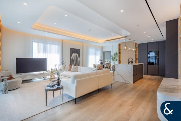 Huge Terrace | Fully Upgraded | Penthouse