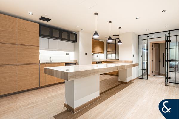 Sea Views | Renovated | High Floor | 3 Beds