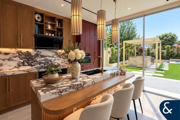 4 Bedroom | One of a Kind Renovation | Bespoke