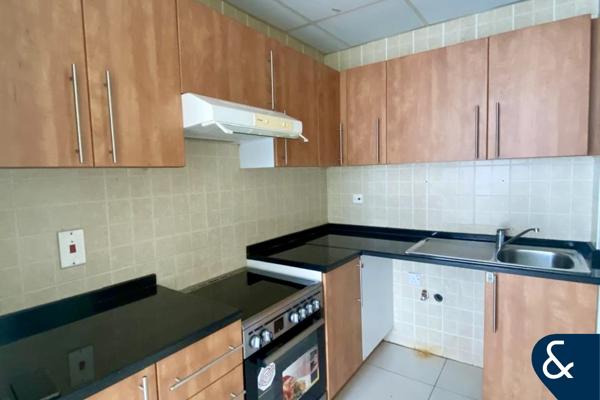 2 Bed | Unfurnished | Vacant | Close to tram