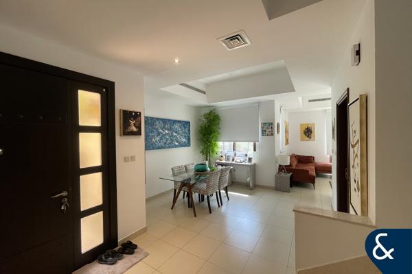 Close To Pool and Park|End Unit | 4 Beds|2E