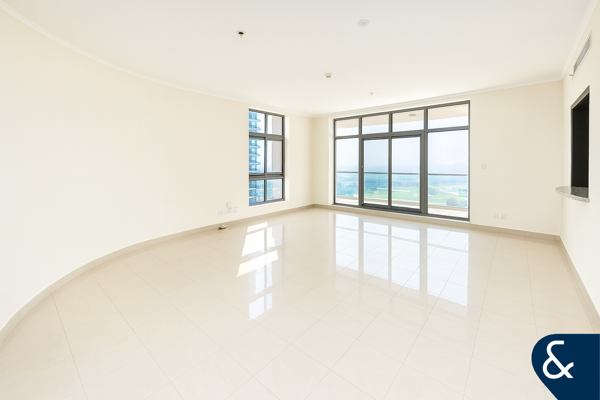 Spacious 2 Bed | Golf + Canal View | Bright