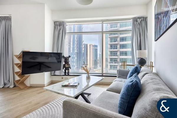 Upgraded | Vacant Now | High floor