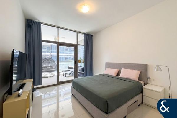 Pool & Golf View | Large 1 Bed | Vacant Soon