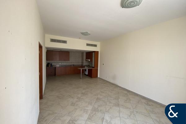 Spacious One Bedroom | Well Maintained