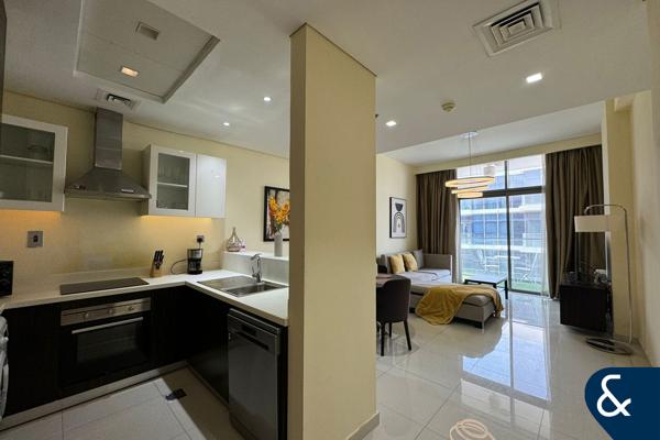 Vacant Soon | 849sqft  | Golf + Pool View