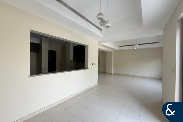 Single Row | Backing Pool & Park | Vacant