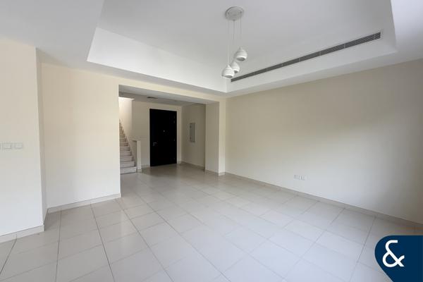 Single Row | Backing Pool & Park | Vacant