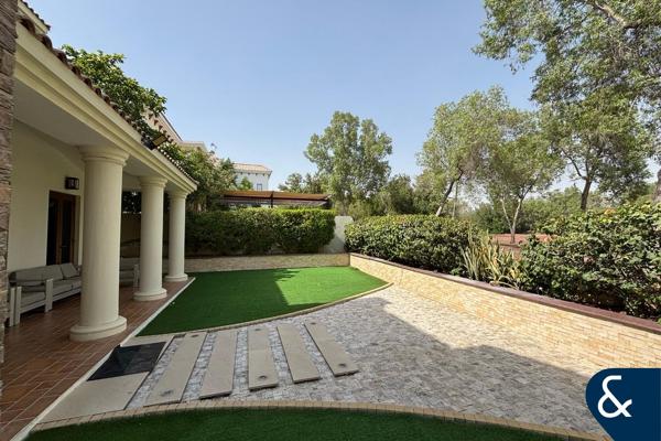 Golf Course View | 5 Beds | Clubhouse Inc
