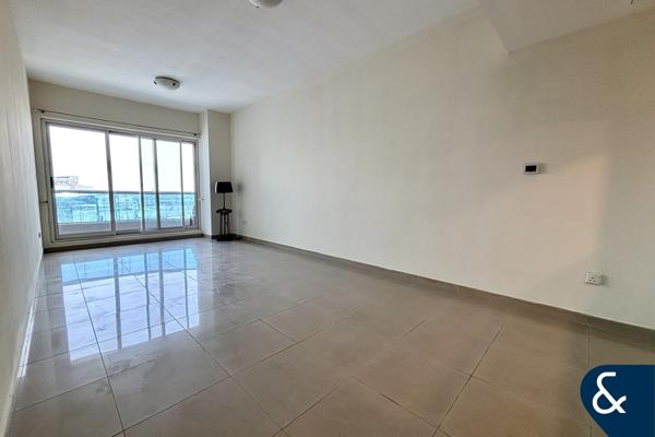 1 Bedroom | Upgraded | Vacant Now | Balcony