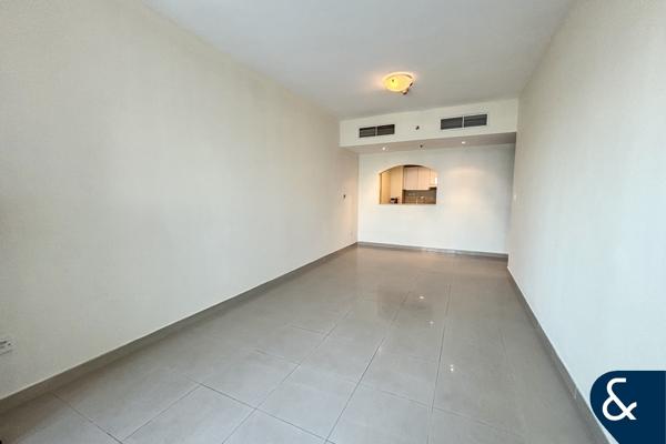1 Bedroom | Upgraded | Vacant Now | Balcony