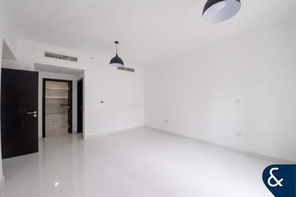 Upgraded Flooring & Kitchen | Burj & View