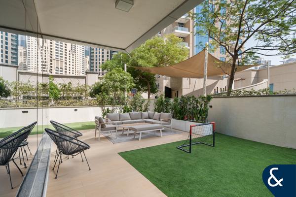 Stunning  | Large Layout | Private Terrace