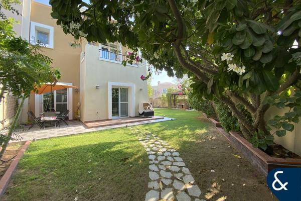 Type 3E | Large Corner Plot | Exclusive