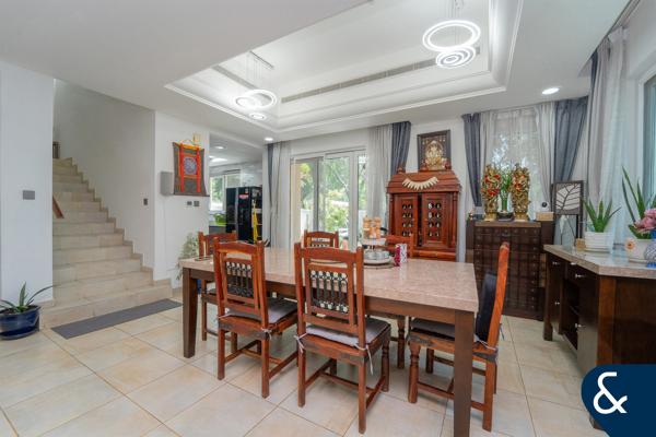 VOT | Corner Unit | Upgraded | Backing Park