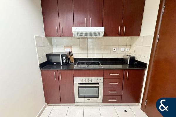 1 Bed | Furnished | Vacant | Marina view