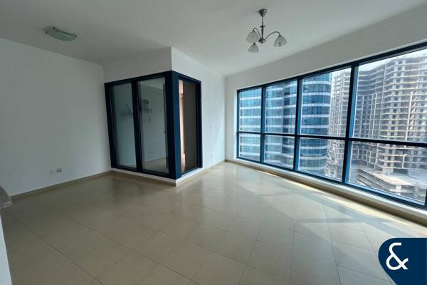 One  Bedroom  |  Vacant   |  Large layout