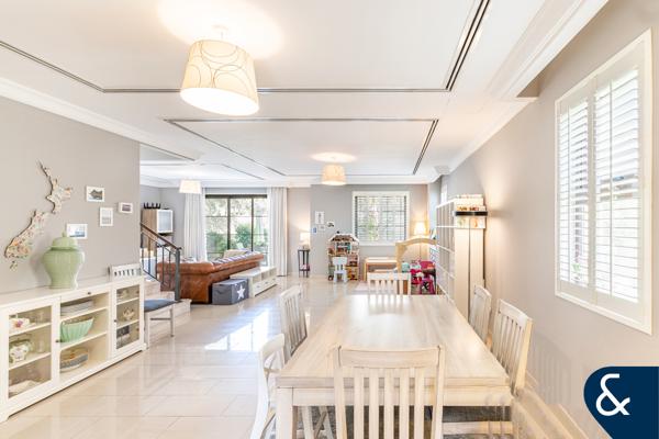 Single Row | Private | Quiet Location | 4 Bed