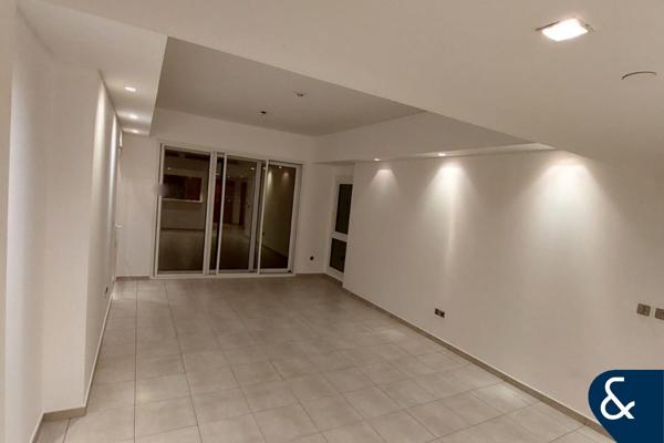 Sea View | Vacant | Un-Furnished