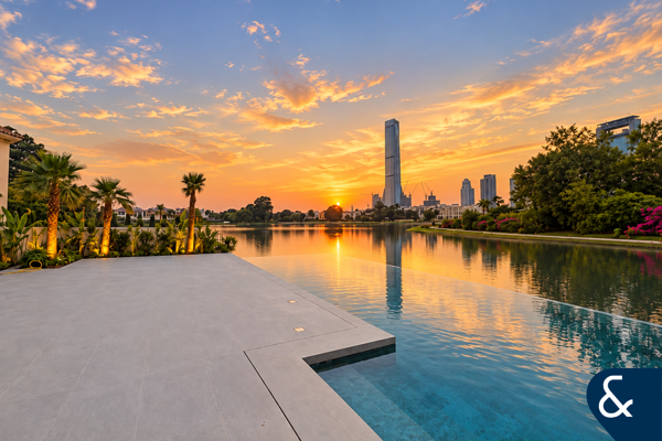 Main Lake | 18m Infinity Pool | Skyline View