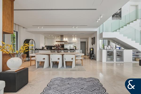 Extended - Fully Renovated - Skyline