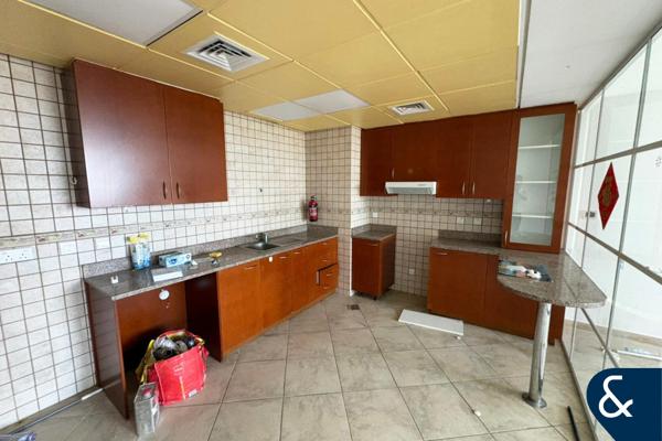 Large 1 Bed | Balcony | Uptown Motor City