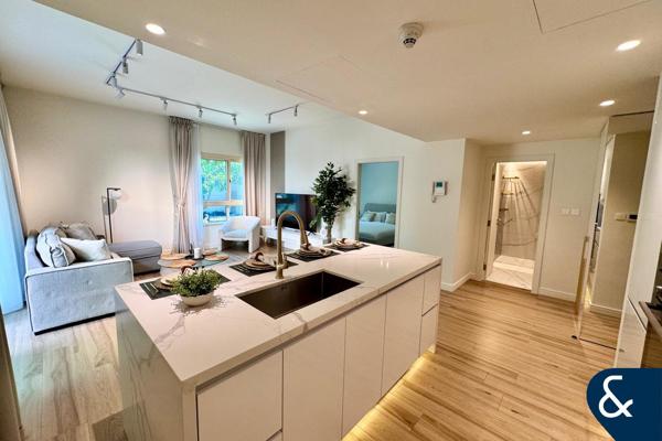 Corner Unit | Furnished | Vacant | 1 Bed